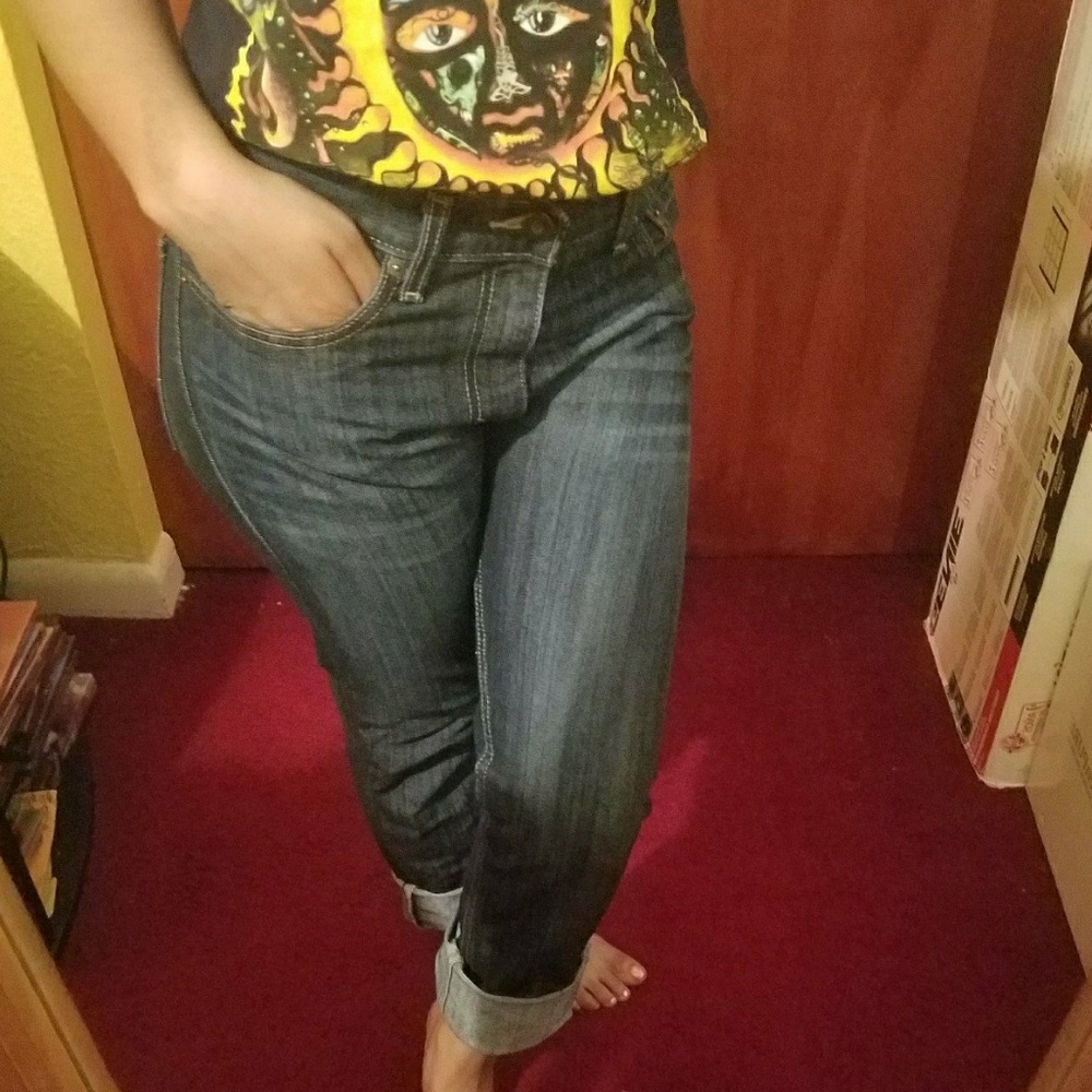 Levis